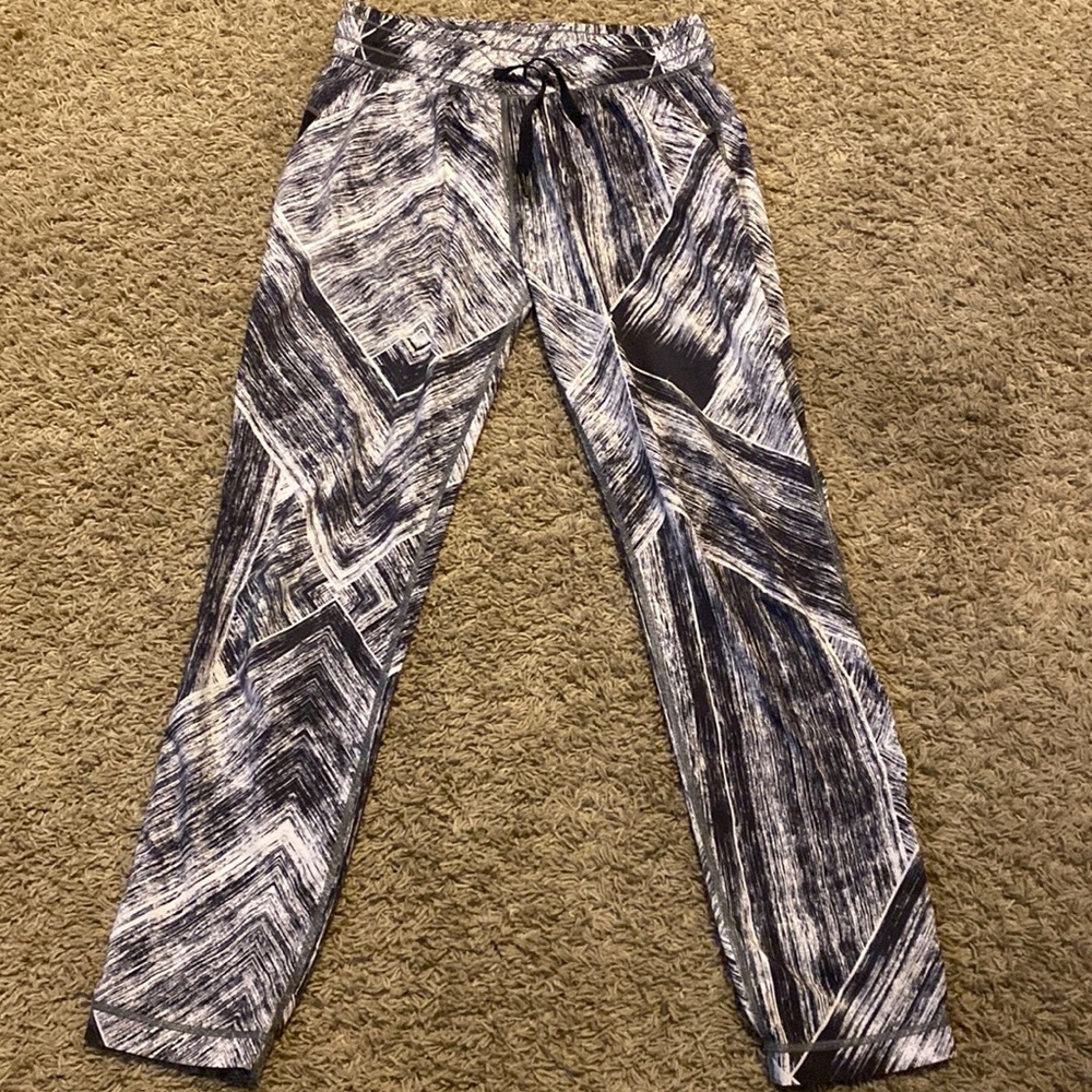 Lululemon Jet Crop Heat Wave Pants